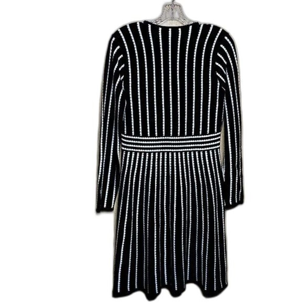 Calvin Klein Black White Stripe Knit Dress Medium aux Wrap Stretch Sweater - Picture 3 of 5